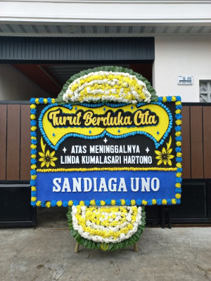 Papan Bunga Duka di Besi